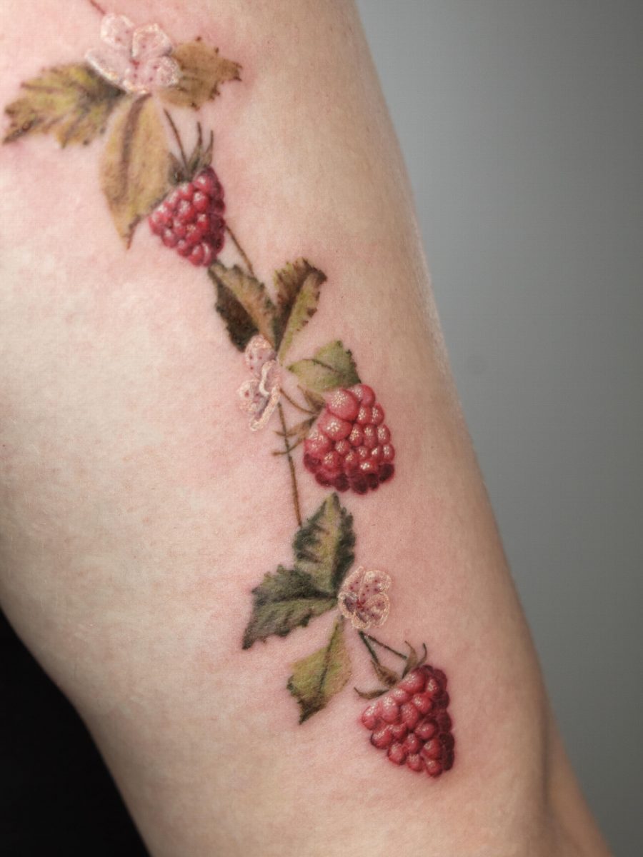 Raspberry cutie 🖤